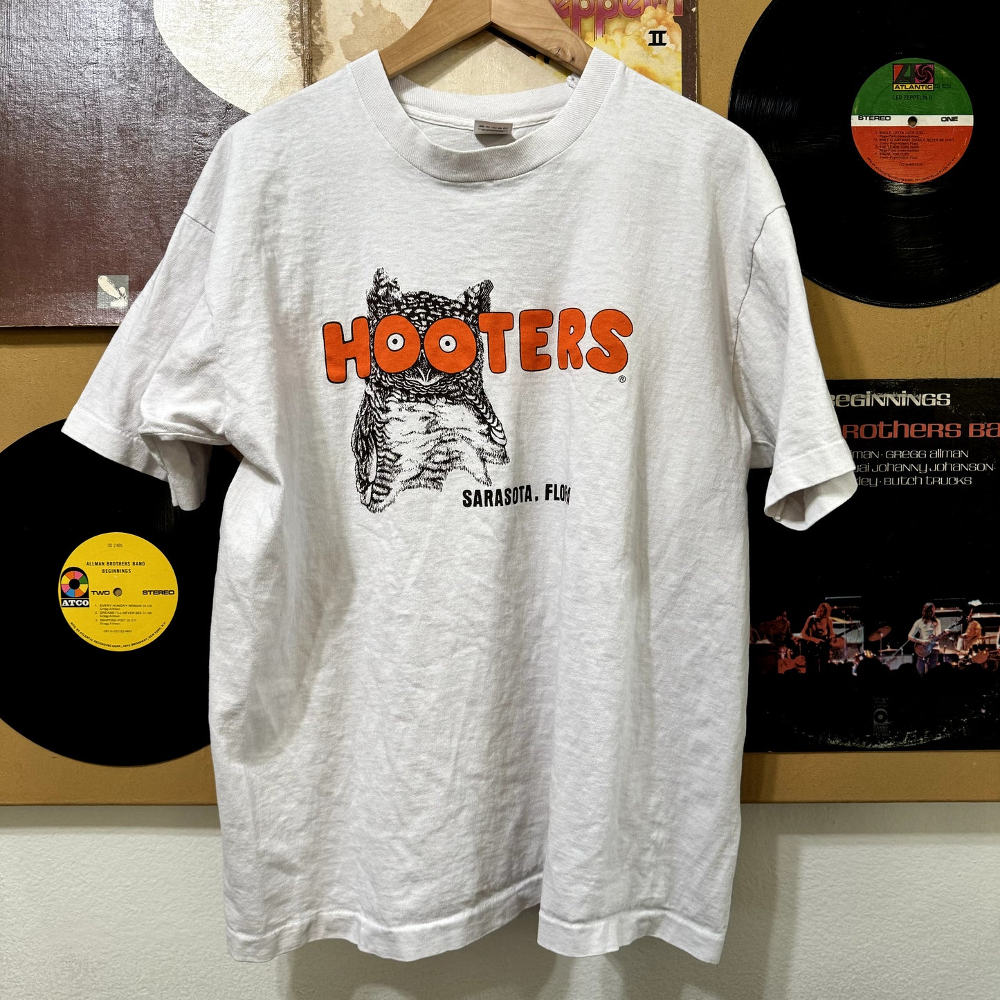 Hooters Florida Tee